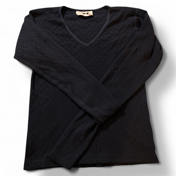 SmartWool Woman’s Black Superfine Merino Wool long sleeve V-neck Top breathable - Picture 2 of 11